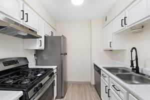featured image of 16801 E Larkspur Ln
