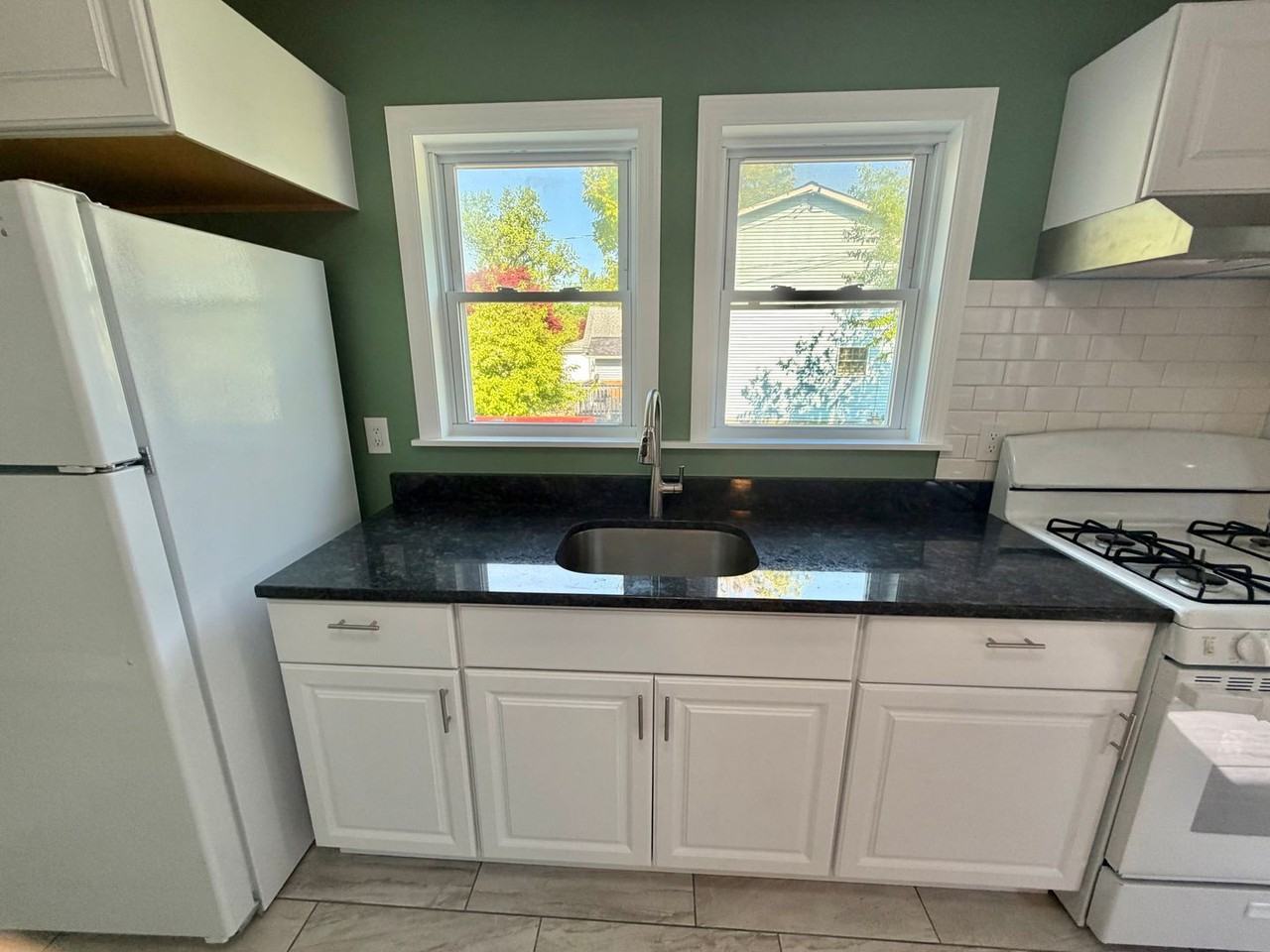 45 Woodcliff Ave - Photo 6 of 21