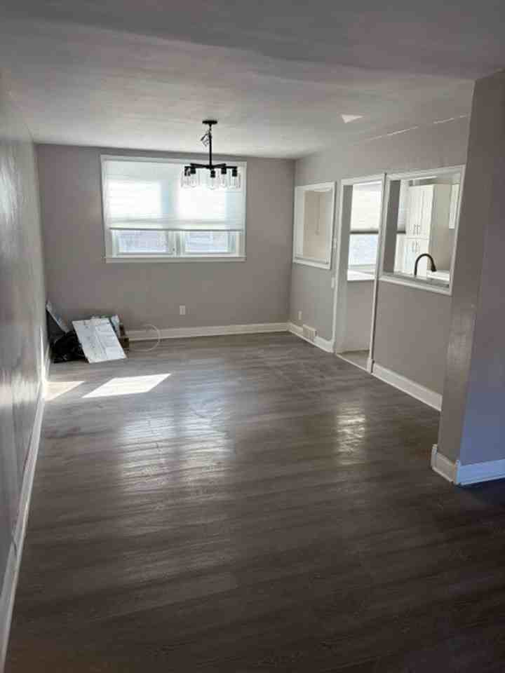 4333 Marple St - Photo 5 of 22