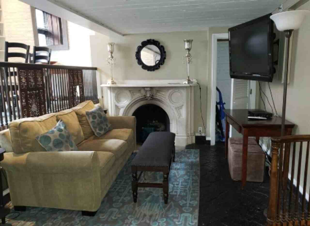 113 Beacon St - Photo 2 of 9