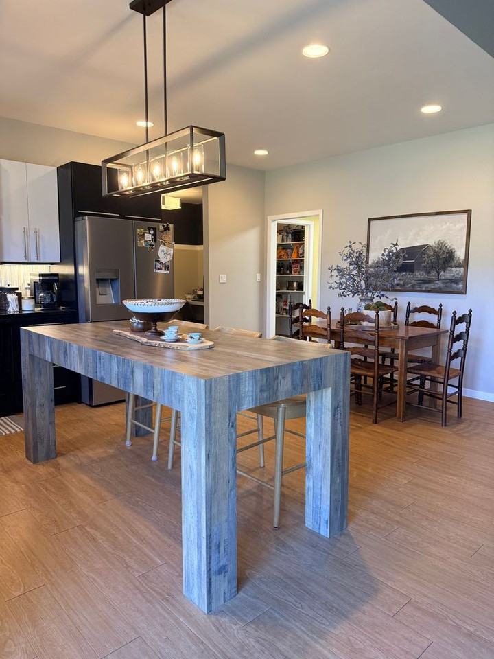 227 Paradigm Dr - Photo 5 of 11