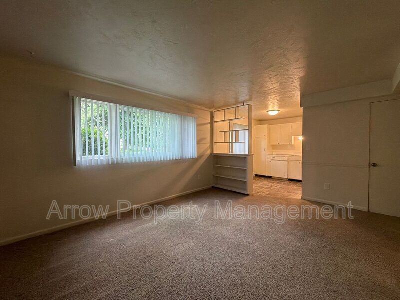 1438 S 20th St - Photo 2 of 8