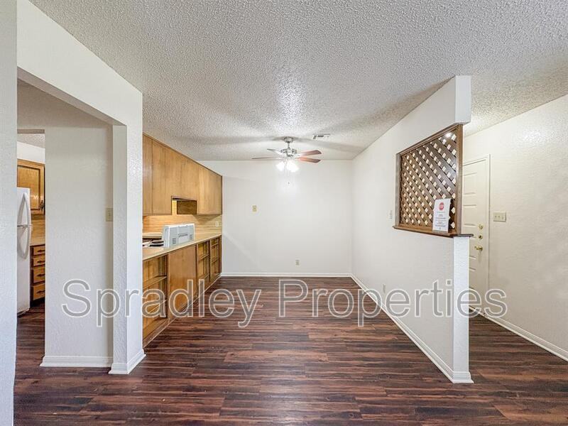 2405A Patrick Henry St - Photo 3 of 14