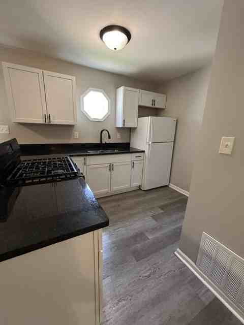 5260 -5270 Mulberry Avenue - Photo 3 of 16