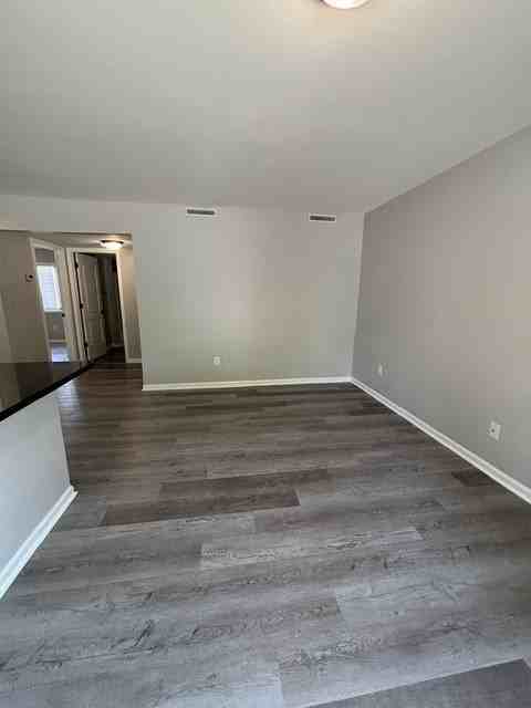 5260 -5270 Mulberry Avenue - Photo 7 of 16