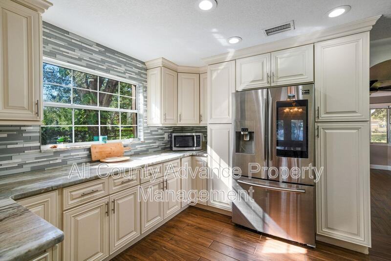 1833 N Keene Rd - Photo 5 of 32