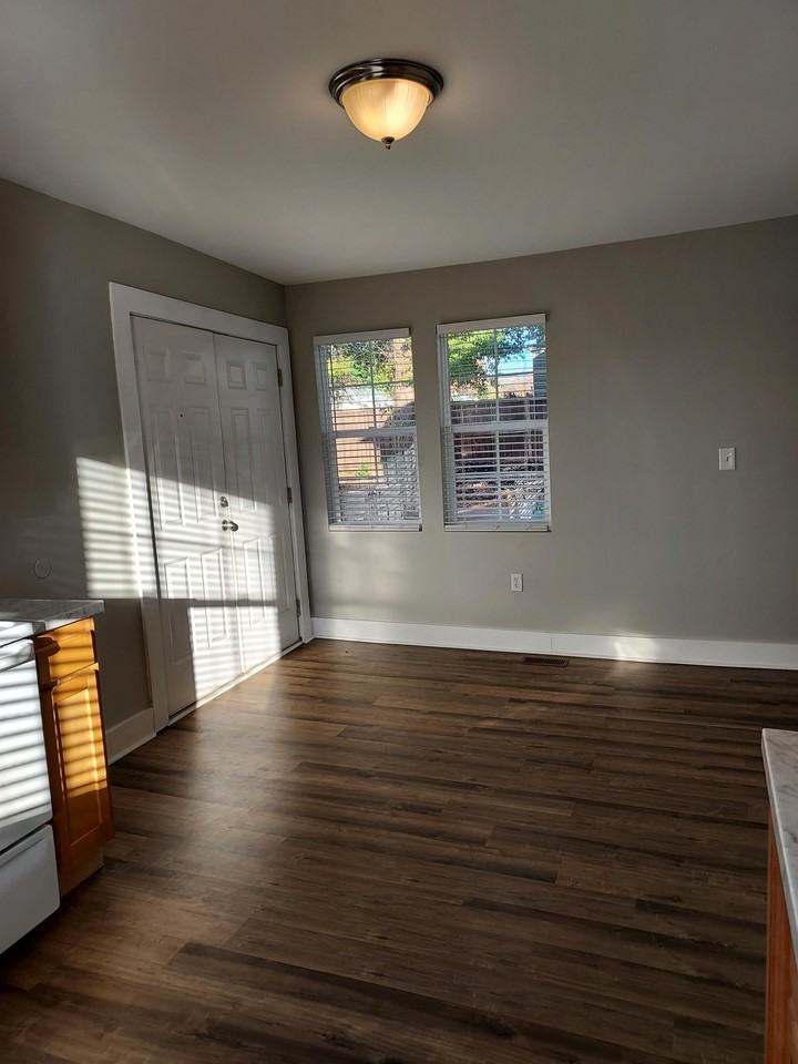 121 - 137 Sharpe Street - Photo 4 of 12