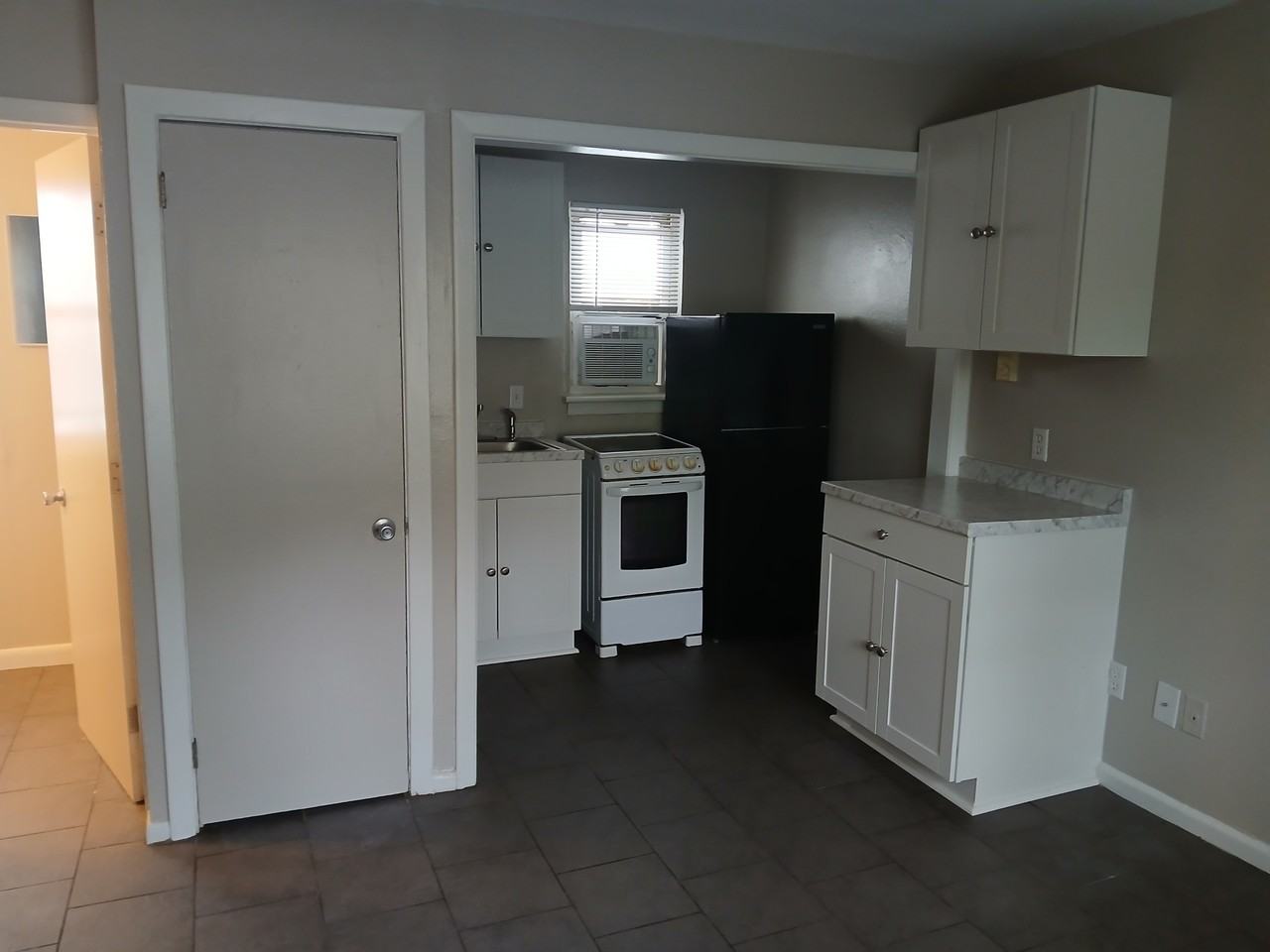 C-AW-603 Raleigh Ave #04 - Photo 5 of 5