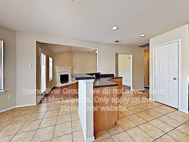 1306 Columbia Dr - Photo 7 of 20