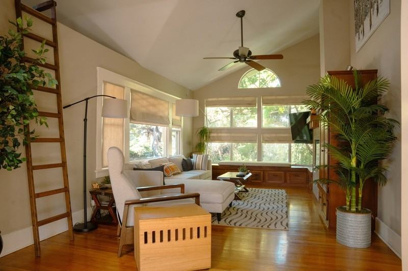 3675 Eagle St - Photo 6 of 33