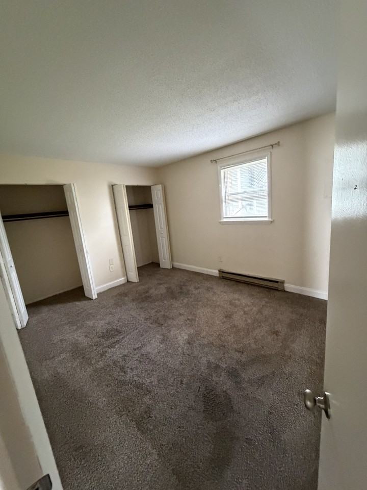 123 W 7th Ave 2 - Photo 3 of 8