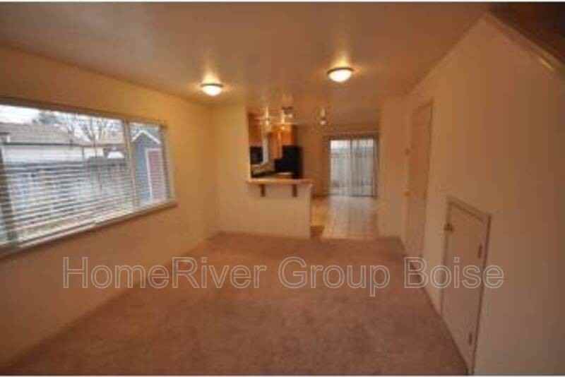 2296 W Kootenai St - Photo 2 of 8