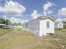 featured image of 1175 Meadow Lawn St