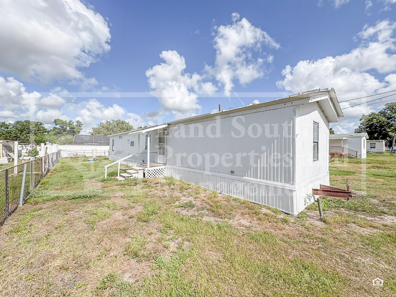 1175 Meadow Lawn St - Photo 2 of 20