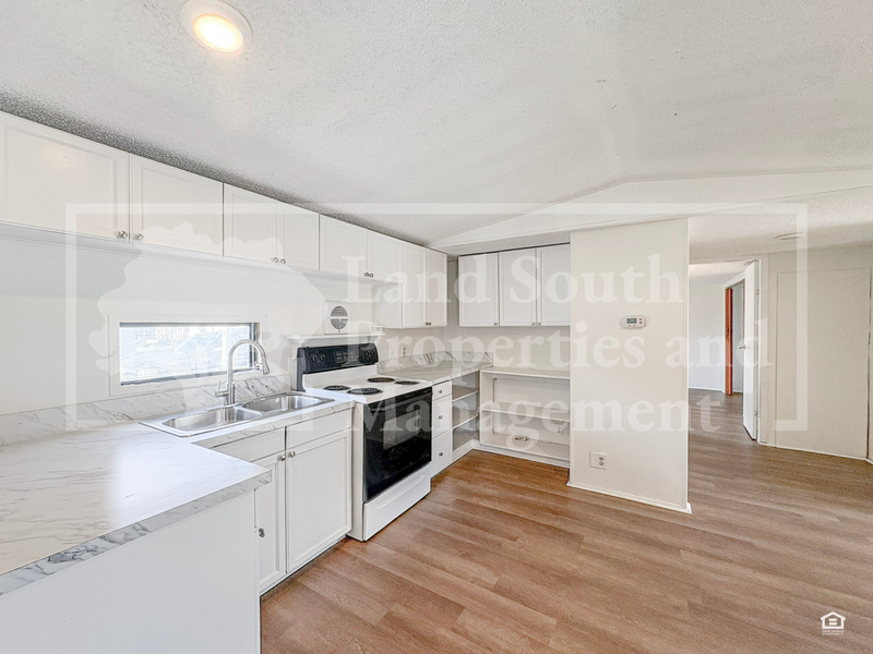 1175 Meadow Lawn St - Photo 5 of 20