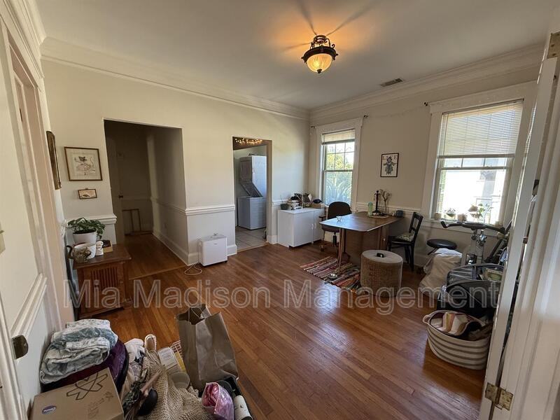 501 Maupas Ave - Photo 5 of 22