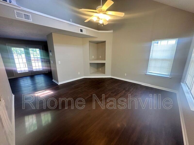 1508 Chestnut Oak Dr - Photo 3 of 19