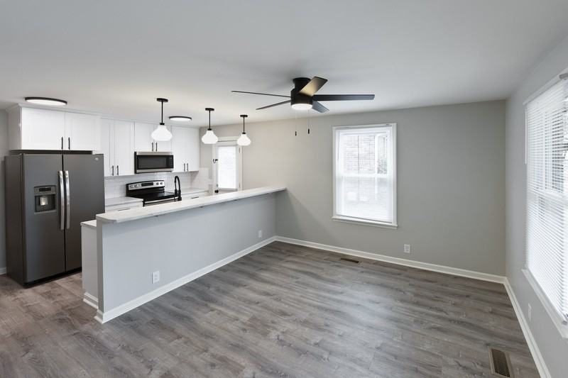 2502 Sharondale Dr #C - Photo 2 of 21