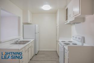 915 N Wilton Pl #304 - Photo 1 of 1