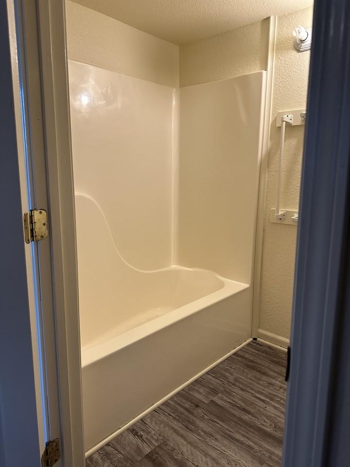 Icon Estates - Photo 7 of 20