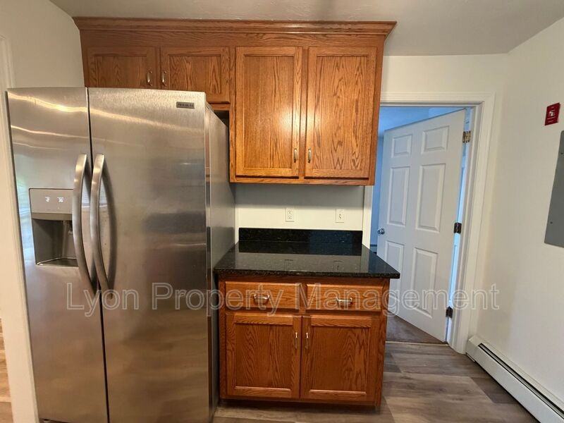 36 Elmore Ave - Photo 6 of 15