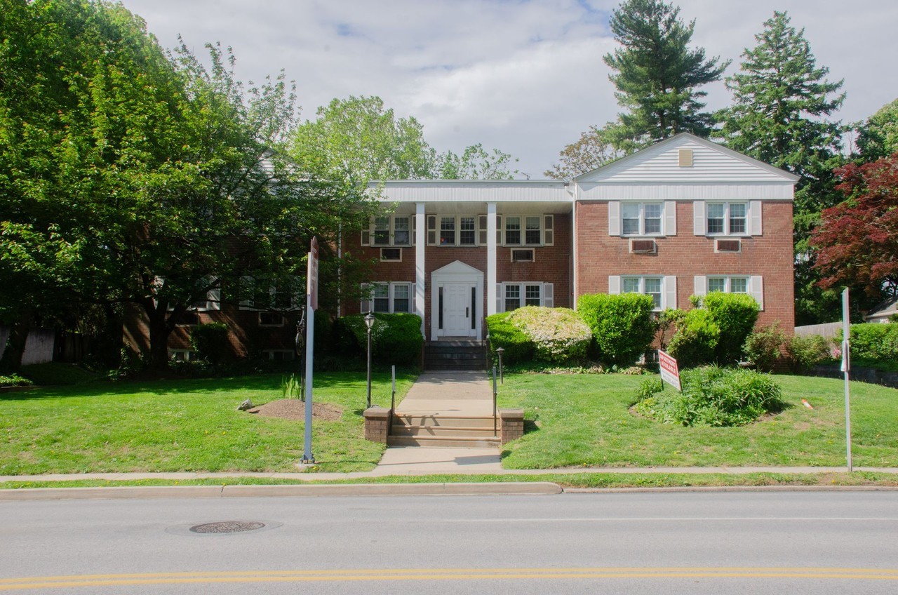 Merioneth Apartments - Photo 5 of 37