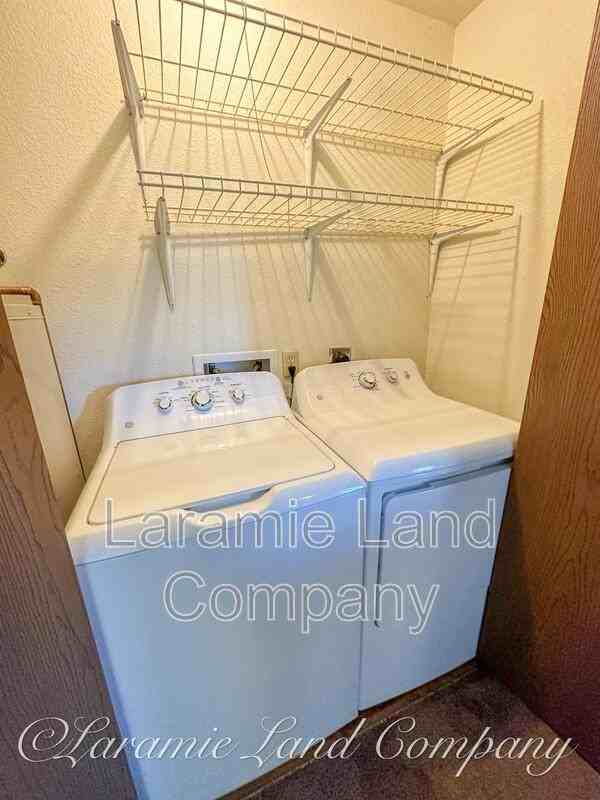 1171 N 17th St - Photo 6 of 6