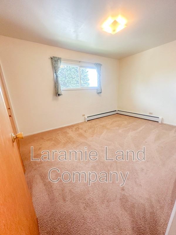 1503 E Baker St - Photo 3 of 7