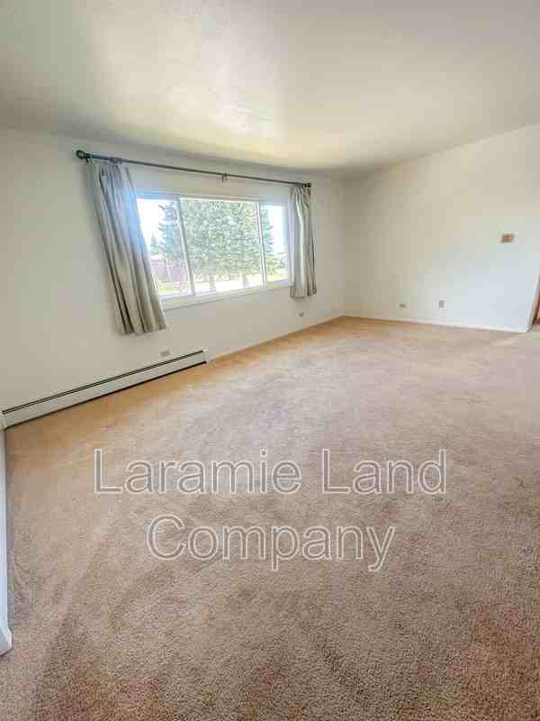 1503 E Baker St - Photo 7 of 7