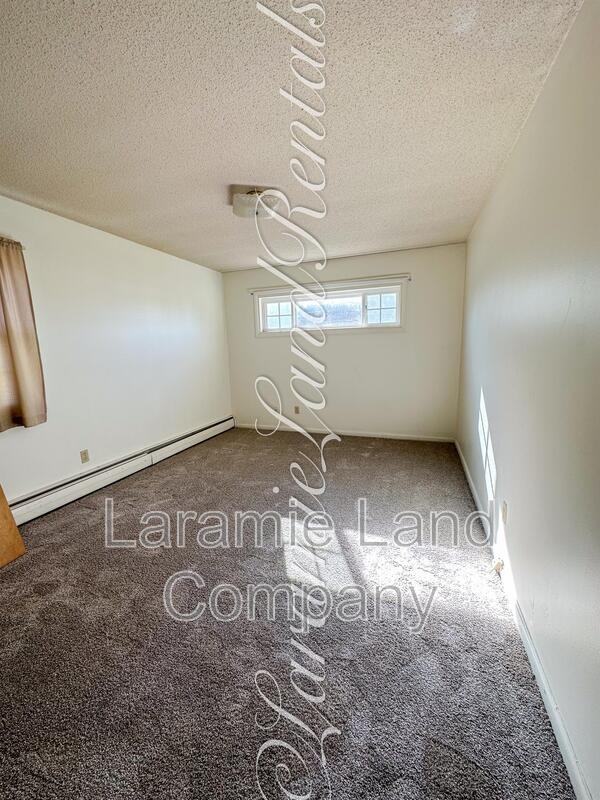 1453 N 5th St - Photo 6 of 8