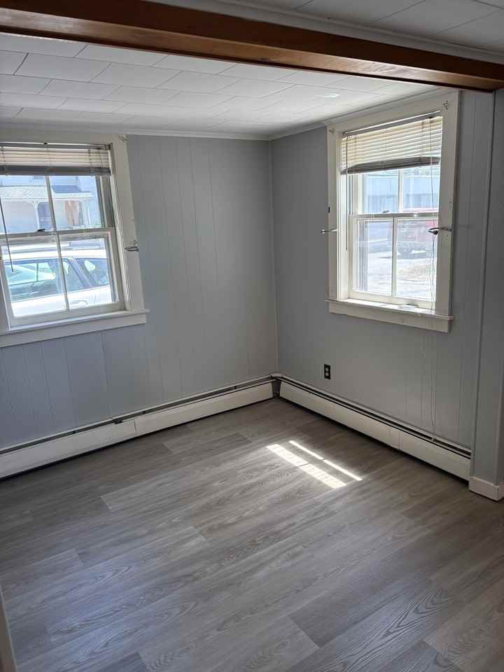 168-174 Main Street - Photo 3 of 12