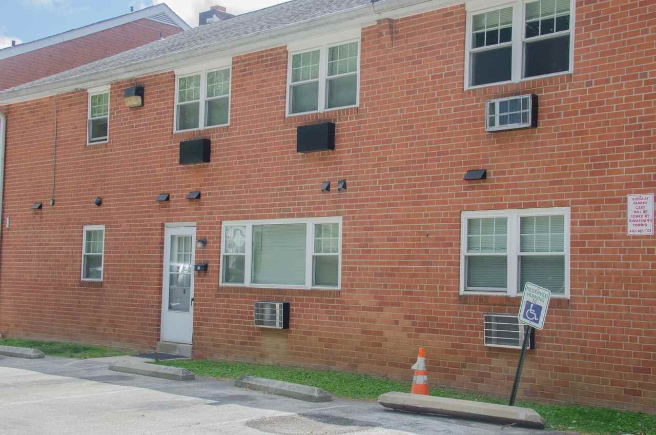 Prospect Court Apartments - Photo 5 of 31