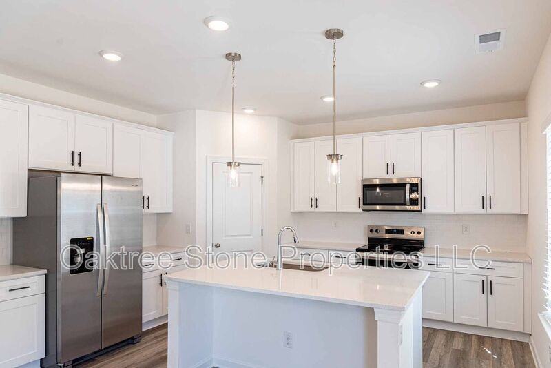 3348 Pepper Pike Ct - Photo 4 of 31