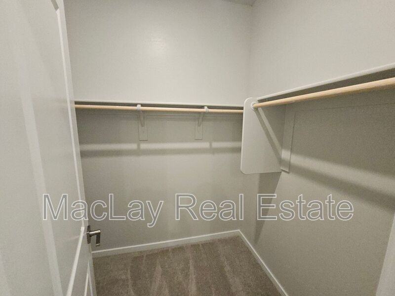 33723 N Blackwell Dr - Photo 6 of 11