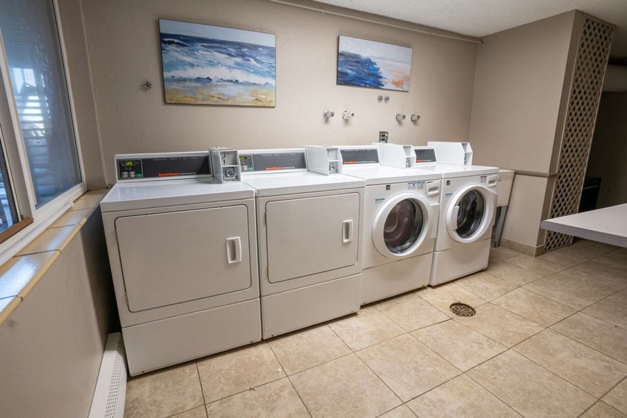 Knollwood and Tanglewood Apartments - Photo 4 of 30