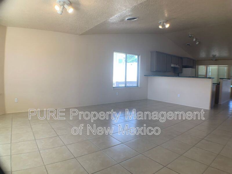 4108 Abbey Rd - Photo 4 of 14