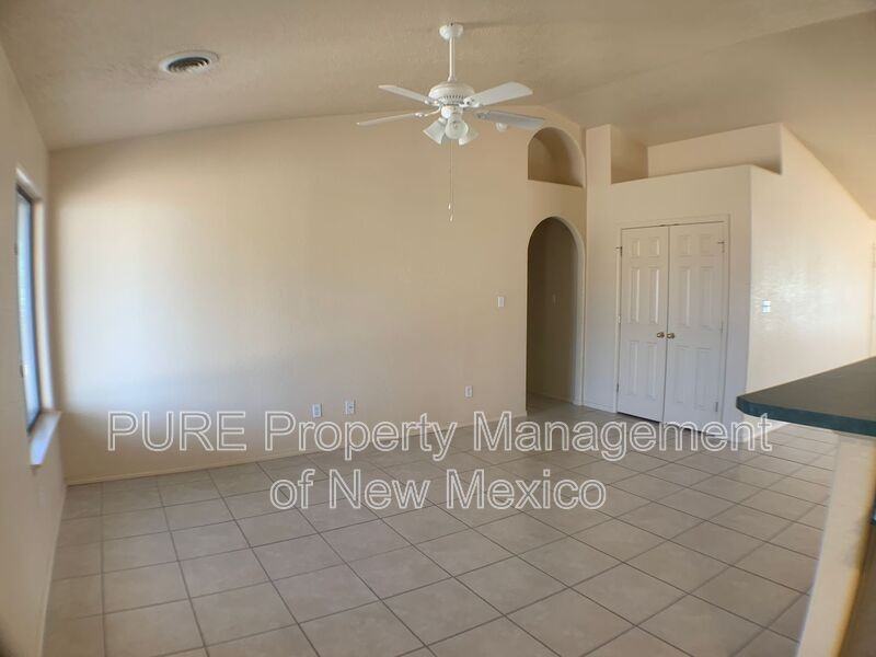4108 Abbey Rd - Photo 5 of 14