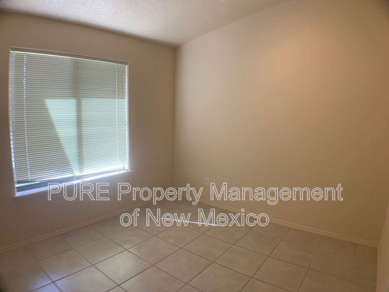 4108 Abbey Rd - Photo 7 of 14