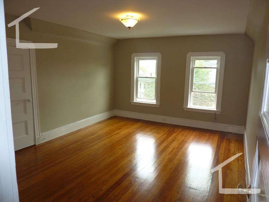 Warner St #2 - Photo 7 of 10