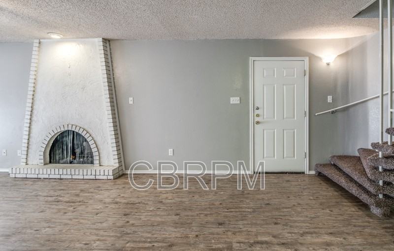5332 Kenosha Ave - Photo 2 of 28