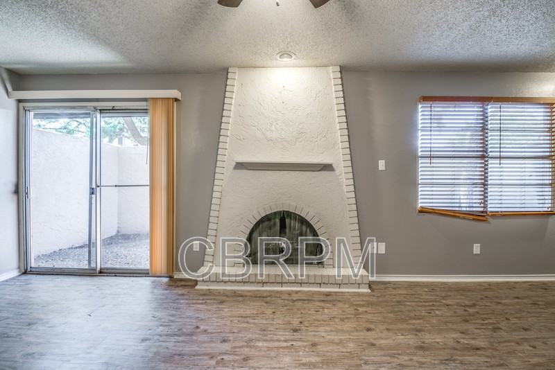 5324 Kenosha Ave - Photo 4 of 26