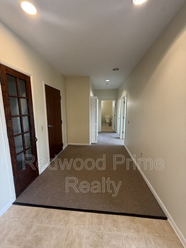 1318 19th Ave - Photo 4 of 25