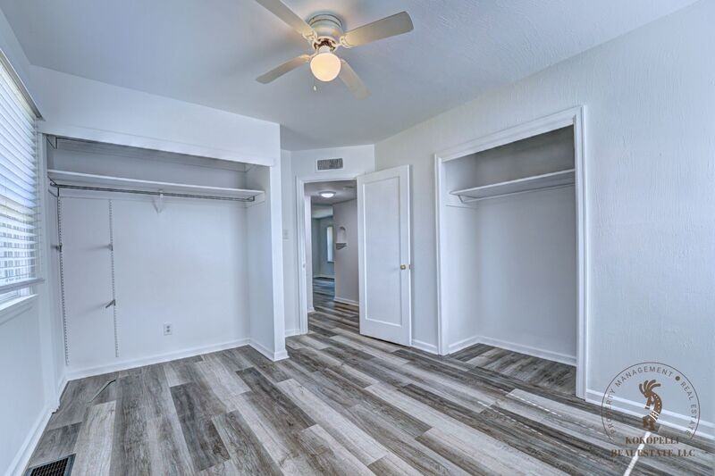 1355 Mesa Ave - Photo 5 of 8