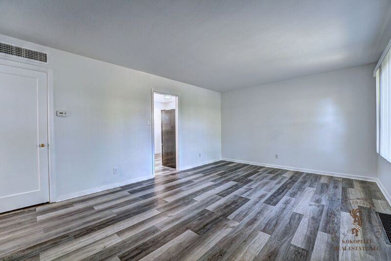 1355 Mesa Ave - Photo 6 of 8
