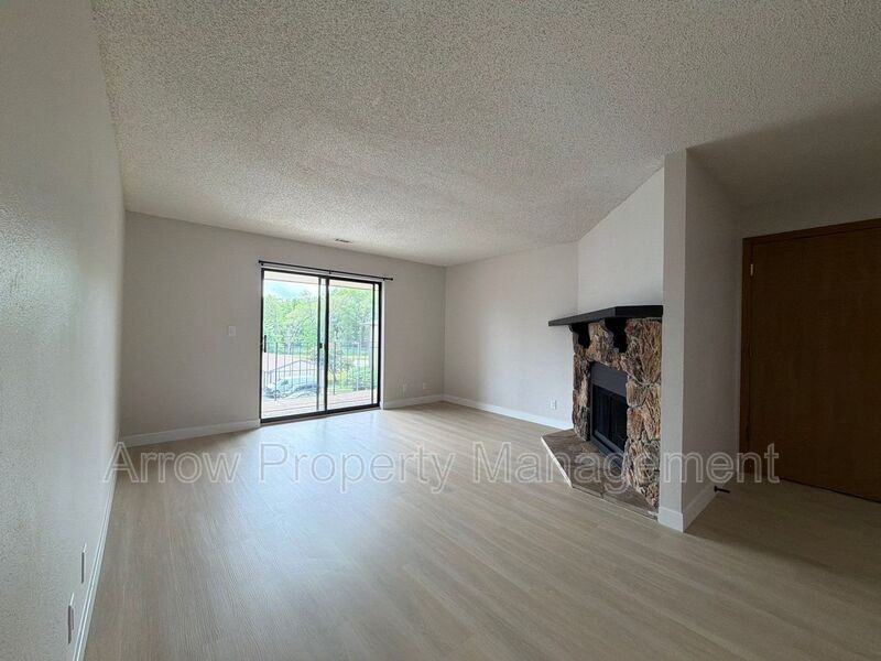 2354 N 44th St #22 - Photo 5 of 11