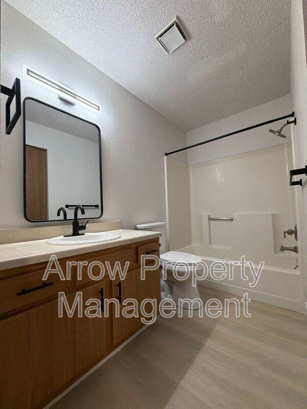 2354 N 44th St #22 - Photo 6 of 11