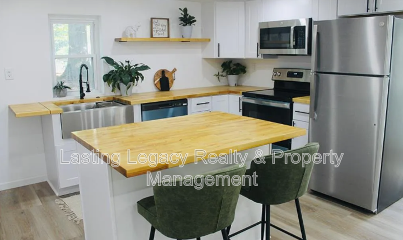 275 Milling Rd - Photo 2 of 26