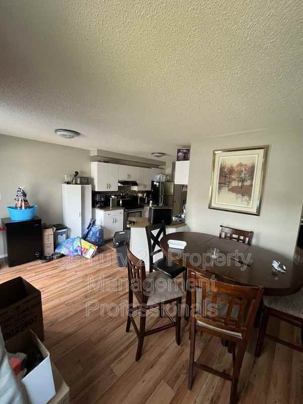 1033 Youville Drive West Nw #29 - Photo 5 of 27