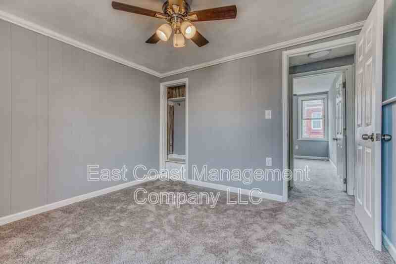 1253 Sargeant St - Photo 3 of 33