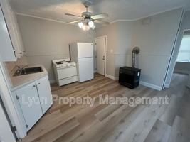 featured image of 415 Main St #4